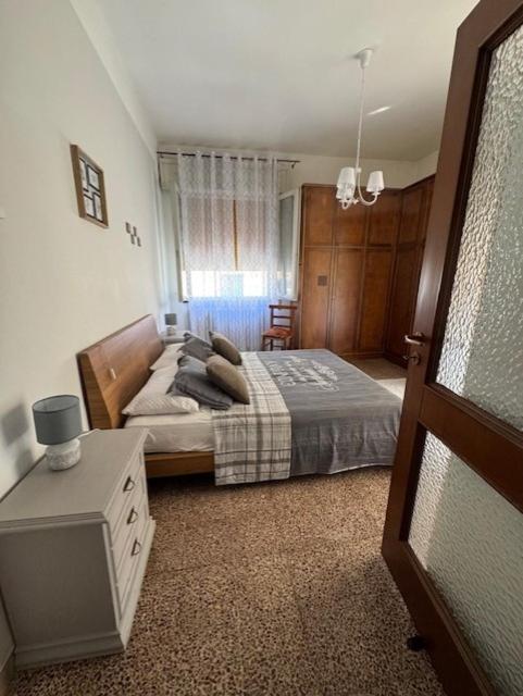 Nuevo Meldola Villa Bagian luar foto