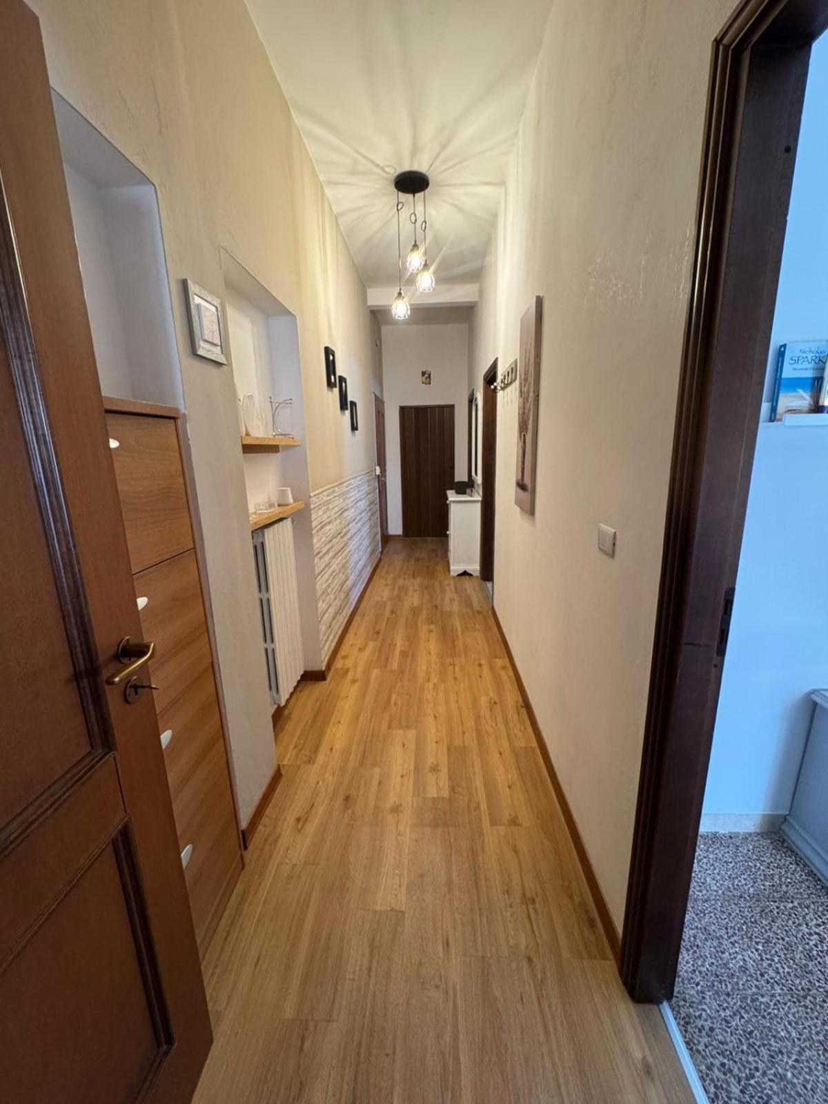 Nuevo Meldola Villa Bagian luar foto